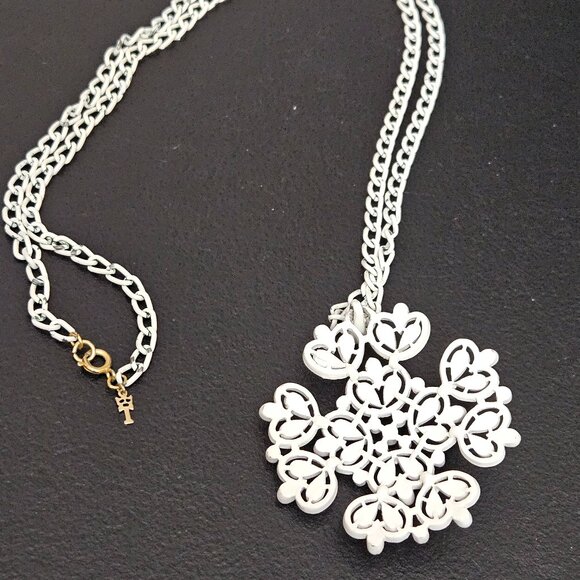 VintageTrifari White Enamel Chain and Pendant Cross Necklace - Picture 2 of 10
